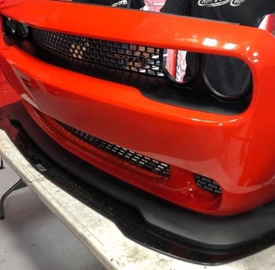 2015+ Dodge Challenger SRT/HELLCAT Front Splitter - Ventus Autoworks