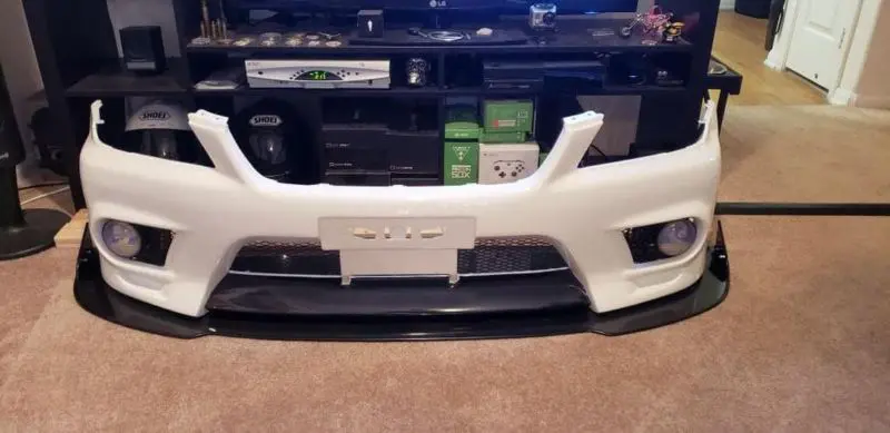 2001-2005 Lexus IS300/IS200 TRD 2PC Front Splitter 2001-2005 Lexus IS300/IS200 TRD 2PC Front Splitter