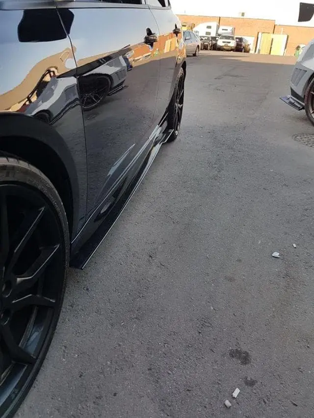 2016-2018 Ford Focus RS 2PC Side Splitters