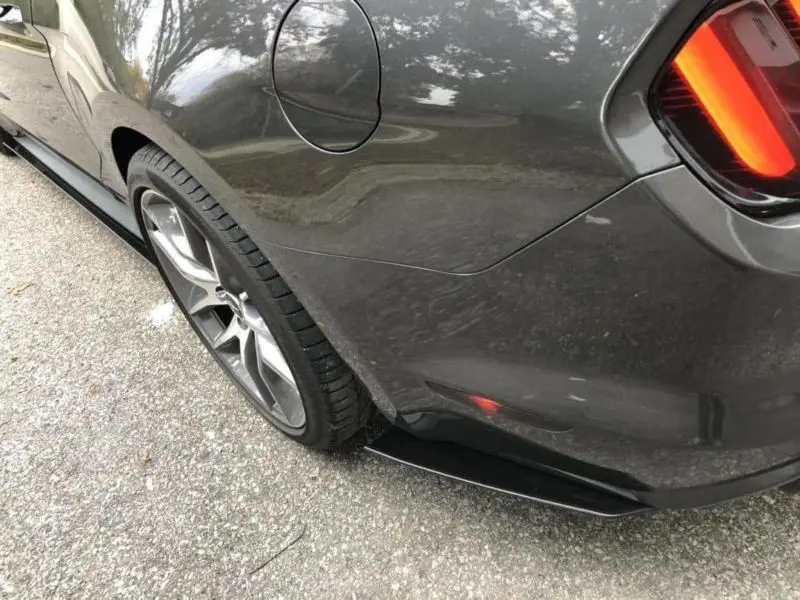 2015-2017 Ford Mustang Rear Corner Spats 2015-2017 Ford Mustang Rear Corner Spats
