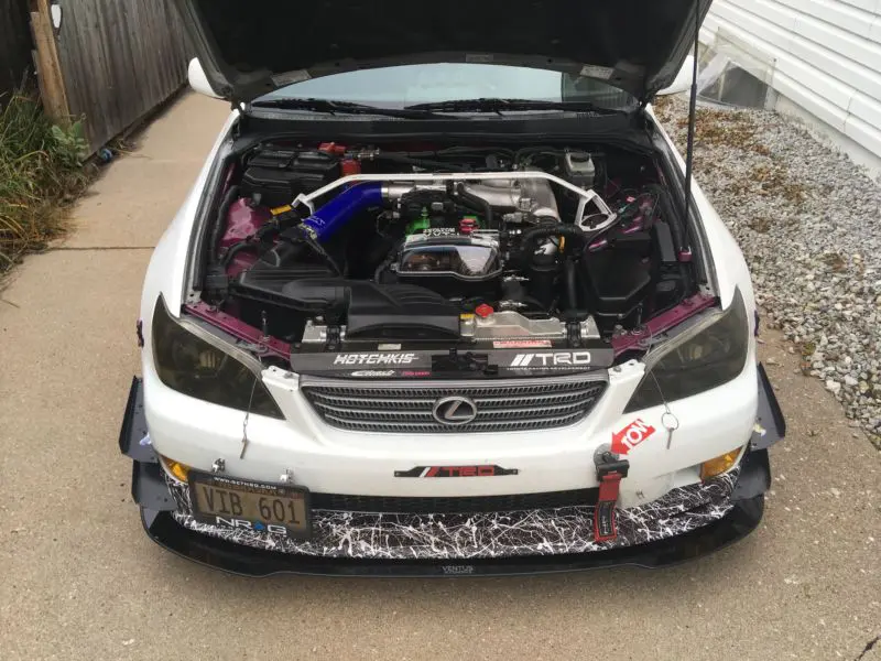 2001-2005 Lexus IS300/IS200 TRD 2PC Front Splitter 2001-2005 Lexus IS300/IS200 TRD 2PC Front Splitter