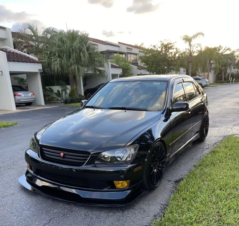 2001-2005 Lexus IS300 Altezza Greddy Lip 2PC Front Splitter 2001-2005 Lexus IS300 Altezza Greddy Lip 2PC Front Splitter